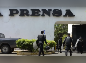 Nikaragua: funkcjonariusze przeprowadzili nalot na biura prasowe