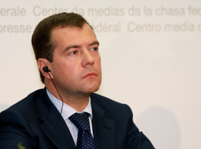 D. Miedwiediew: próba wkroczenia na Krym będzie oznaczała wypowiedzenie wojny 