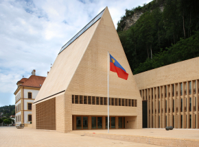 Liechtenstein: Unia Patriotyczna wygrywa wybory parlamentarne różnicą 23 głosów