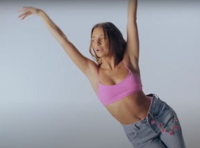„Omamy" - Julia Wieniawa prezentuje tytułowy singiel z debiutanckiego albumu