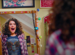 Nostalgiczny powrót do lat 2000. w zwiastunie "Znów mieć 15 lat"