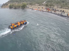 Wlk. Brytania: rozpoczęto wydawanie nakazów deportacji migrantom, którzy mają trafić do Rwandy