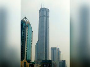 Chiny: ewakuowano ludzi z 73-piętrowego wieżowca