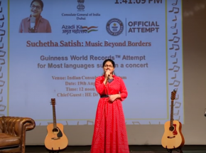 Hinduska ustanowiła rekord Guinnessa, śpiewając w 120 językach