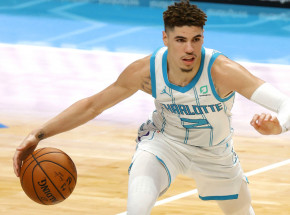 NBA: dwie dogrywki w Nowym Jorku, wielki mecz LaMelo Balla