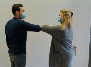 Projekt poselski w sprawie weryfikacji zaszczepienia pracowników jest w przygotowaniu