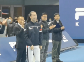 Co się dzieje z Peng Shuai, znaną chińską tenisistką, która zniknęła z oczu opinii publicznej?