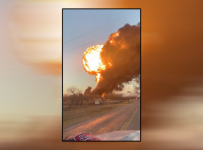 Teksas: eksplozja po zderzeniu pociągu z ciężarówką