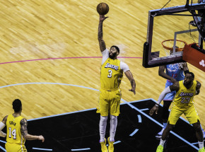 NBA: ważne zwycięstwo Lakers, nietypowe triple-double Westbrooka