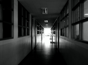 Mazowsze: wszczęto dochodzenie w spawie księdza w związku z naruszeniem nietykalności cielesnej ucznia