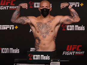 UFC Vegas 37: Anthony Smith poddaje Ryana Spanna