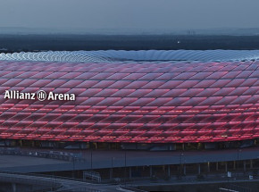 Bundesliga: Der Klassiker dla Bayernu, hat-trick Lewandowskiego!