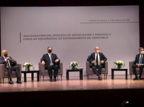 Wenezuelski rząd i opozycja rozpoczynają dialog w Meksyku