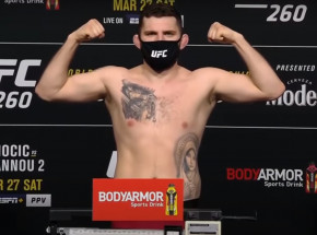 UFC 267: Oleksiejczuk kończy Gamzatova w 1. rundzie