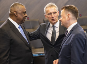 M. Błaszczak: przedstawiłem NATO projekt misji pokojowej w Ukrainie