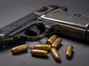 Teksas: gubernator wydaje pozwolenie na posiadanie broni palnej bez licencji