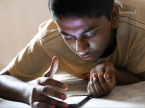 2400 dolarów za dobę bez elektroniki