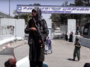 Afganistan: zagrożenie terrorystyczne na lotnisku w Kabulu