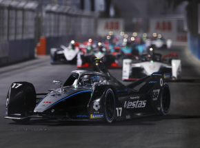 Formuła E: powrót po 6 tygodniach przerwy - Vergne zwycięzcą 3. rundy