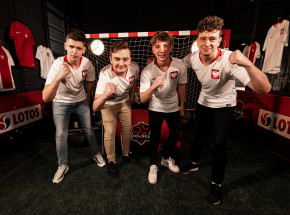 FIFA 22: Polacy wicemistrzami esportowego mundialu!