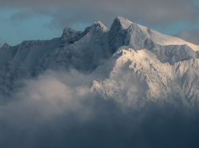 Szwajcaria: szczekanie psów uratowało dwie ofiary lawiny