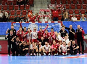 Piłka ręczna - MŚ kobiet: pozytywny aspekt w przedostatnim spotkaniu