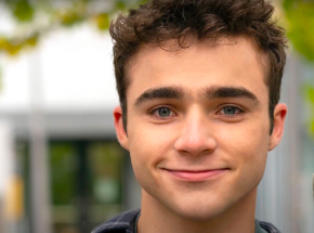 Michael Bishop zastąpi Jordana Elsassa w „Superman i Lois”