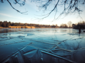 Małopolska: nie żyje trzech mężczyzn, pod którymi załamał się lód