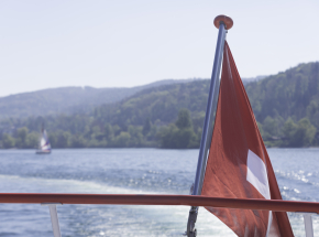 Szwajcaria: jacht punktem szczepień