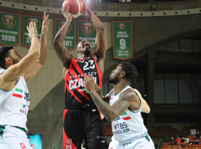 Koszykówka - Suzuki Puchar Polski: Śląsk dalej w grze, wiceliderzy tabeli za burtą