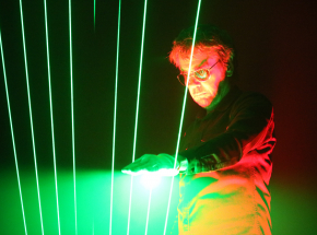 Jean Michel Jarre w sylwestrową noc koncertował w Notre-Dame