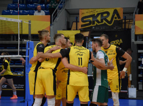 Puchar CEV: Skra Bełchatów pewnie wygrywa na otwarcie turnieju
