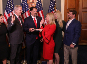 USA: Republikanka usunięta z komisji w Kongresie. Nawoływała do przemocy