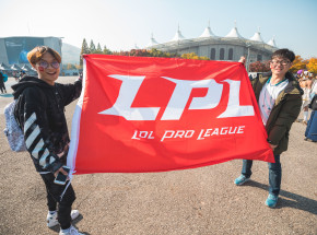 LoL - LPL: Team WE pokonuje 3:2 Rare Atom i awansuje do TOP 4