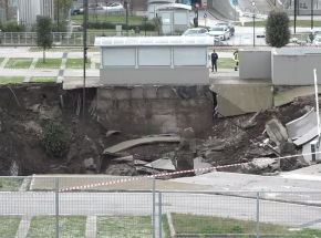 Włochy: zapadła się ziemia obok szpitala