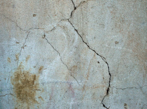 Dramat na Ursynowie: 44 rodziny ewakuowane z pękającego bloku