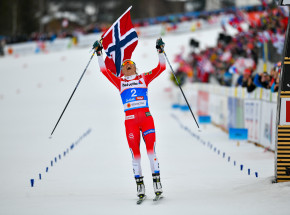 Biegi narciarskie - pewne zwycięstwo Norweżek w sztafecie