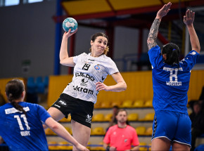 PGNiG Superliga kobiet: ważny triumf beniaminka w Koszalinie, kolejna przegrana "Niebieskich"