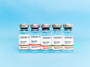 Indie: trwają badania nad doustną szczepionką przeciw COVID-19