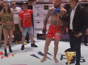 Armia Fight Night: Jacek Bednorz nokautuje Kamila Szymuszowskiego