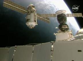 Rosyjski moduł dotarł do stacji kosmicznej [AKTUALIZACJA]