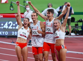 Największe sukcesy w polskim sporcie w 2021 roku #8 - złota sztafeta mieszana 4X400