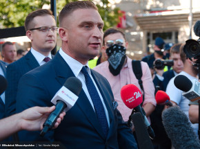 R. Bąkiewicz nie jest już prezesem Marszu Niepodległości