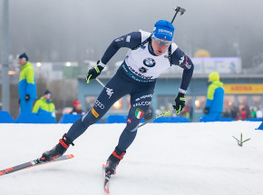 Biathlon: Lukas Hofer wygrywa sprint w Ostersund