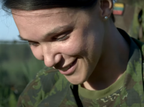 Kobiety w służbie wojskowej i "Czułe wojowniczki" w reż. Mariji Stonyté [RECENZJA]