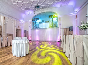 Indie: gospodarz przyjęcia zmarł wskutek zawału serca po tym, jak przez przypadek zastrzelił gościa