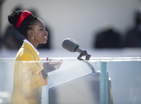 Amanda Gorman pierwszą poetką, która wystąpi podczas Super Bowl