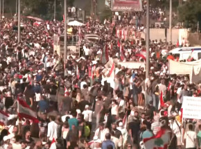 Liban: demonstracja w rocznicę wybuchu w Bejrucie
