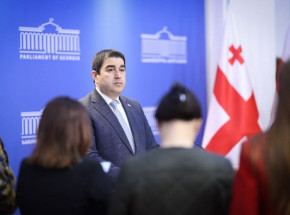 Gruziński marszałek parlamentu: Żądania UE ws. sankcji wobec Rosji to „kroki przeciwko pokojowi w Gruzji”