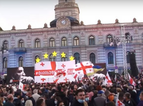 Gruzja: protest w sprawie uwolnienia Micheila Saakaszwilego